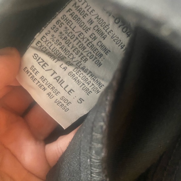 9/10 condition women’s jean multi zip moto pants in petite Size 5!!! - Picture 7 of 7